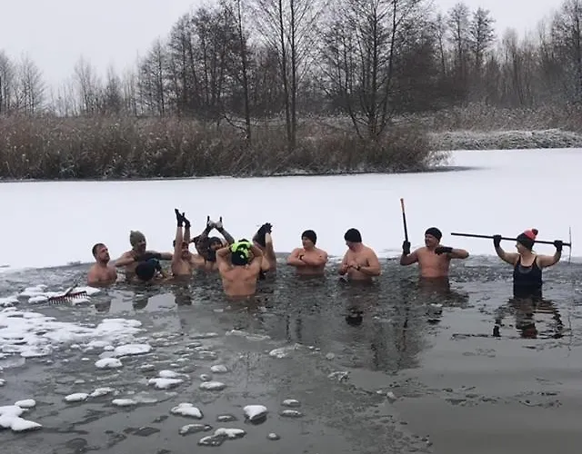 Wake Apartamento Brwinow